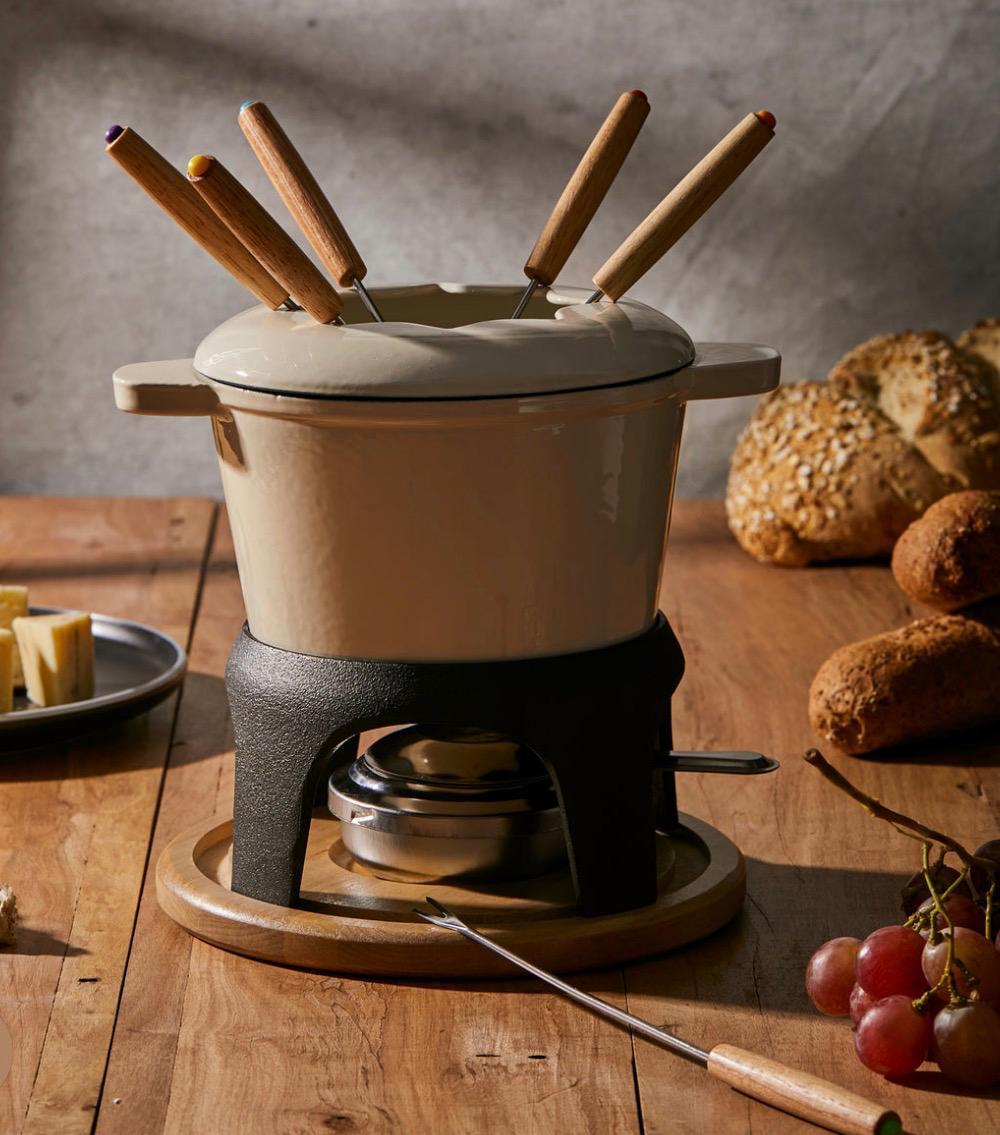 Fondue SAKURA de hierro fundido · beige